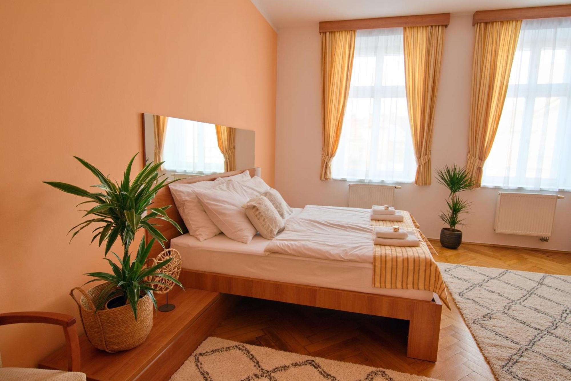 Hotel Grand Hradec Kralove Exterior photo