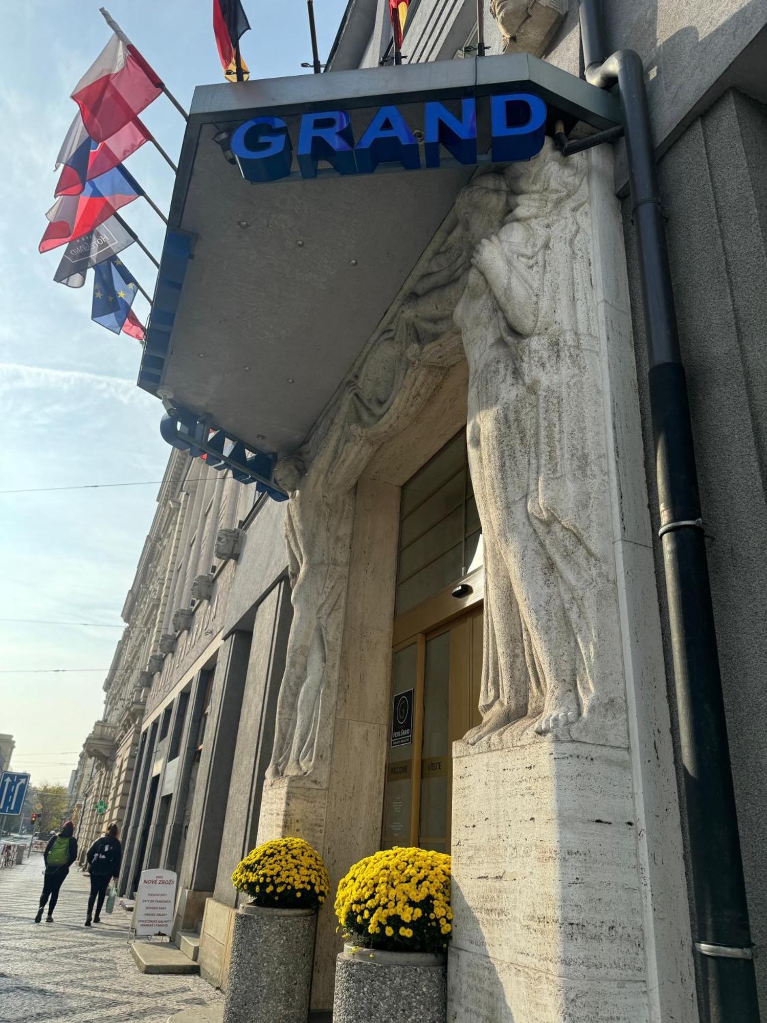 Hotel Grand Hradec Kralove Exterior photo